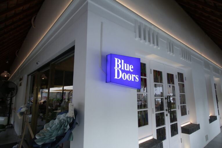 BLUE DOORS CAFE