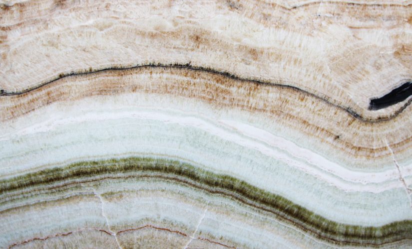 ONYX WHITE CARAMEL onyx